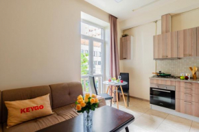 1BR Near Vernissage Center French balcony Keygo 43